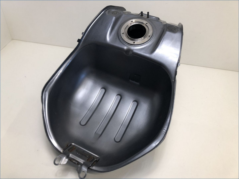 RESERVOIR D'ESSENCE SUZUKI 750 GSXR 2004