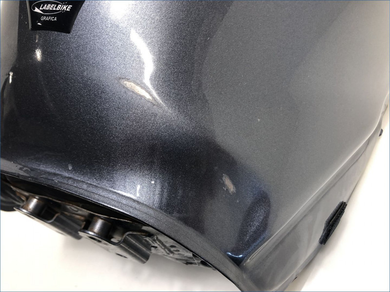 RESERVOIR D'ESSENCE SUZUKI 750 GSXR 2004