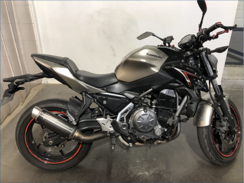 KAWASAKI Z650 