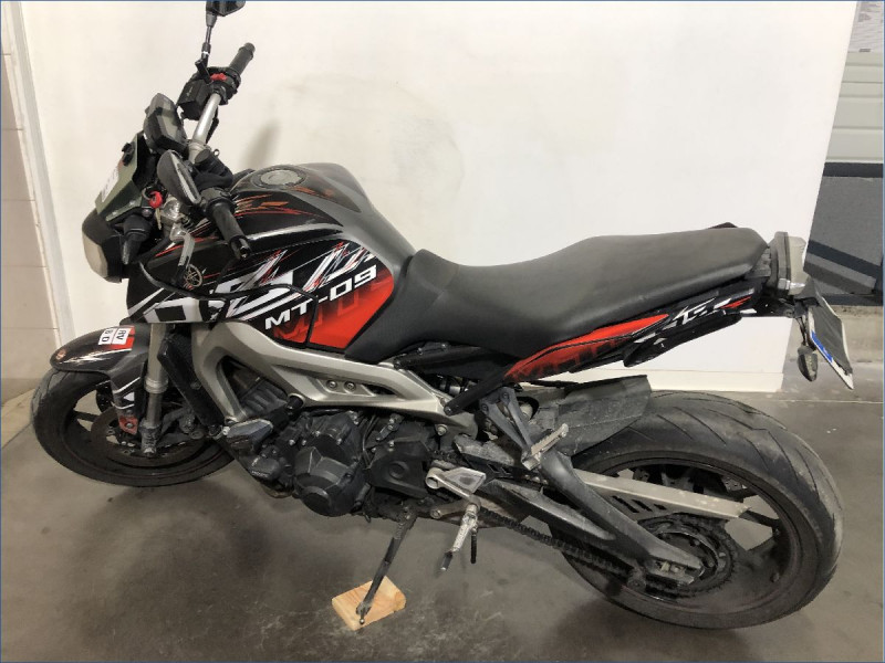 YAMAHA MT09 