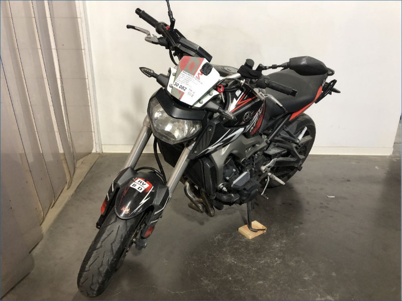 YAMAHA MT09 