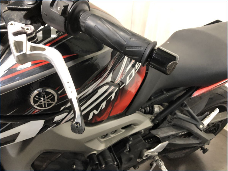 YAMAHA MT09 