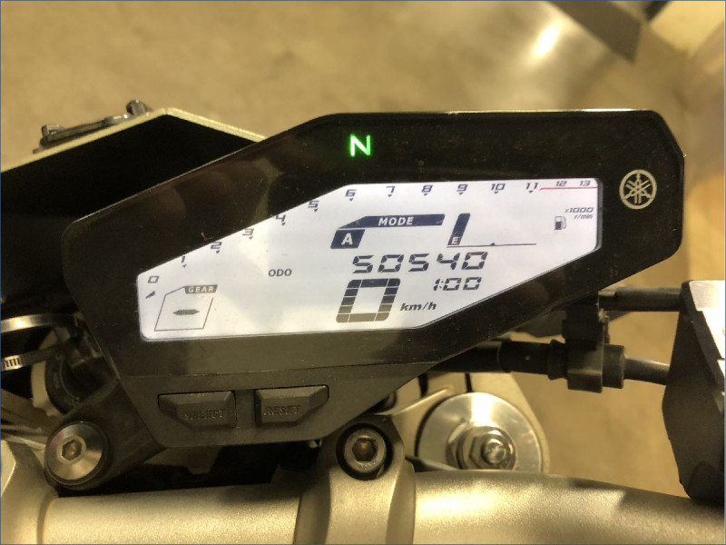 YAMAHA MT09 