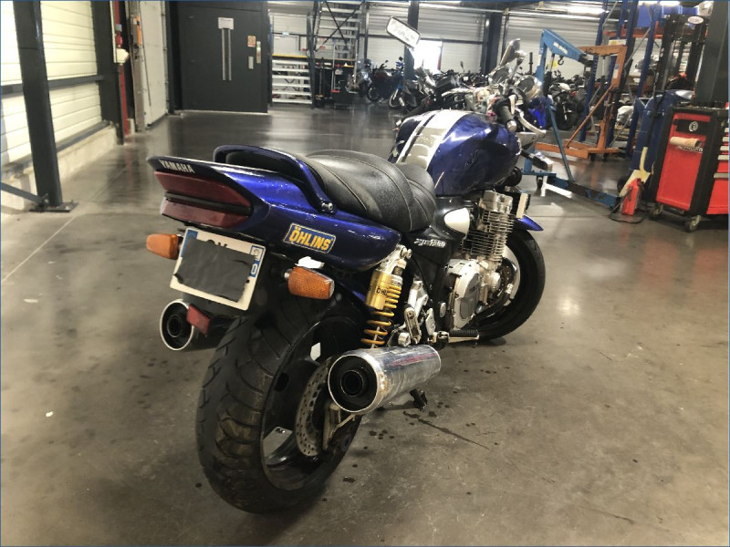 YAMAHA 1300 XJR 