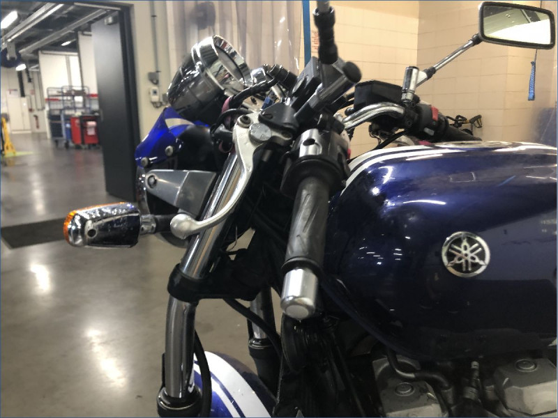 YAMAHA 1300 XJR 