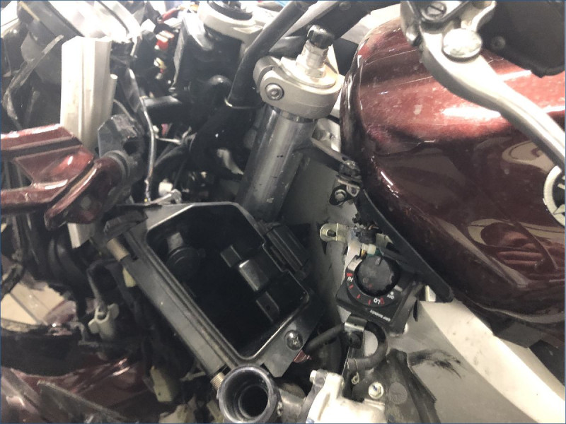 YAMAHA 1300 FJR 