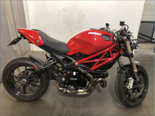 DUCATI 1100 MONSTER EVO