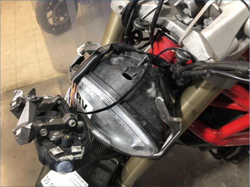 DUCATI 1100 MONSTER EVO
