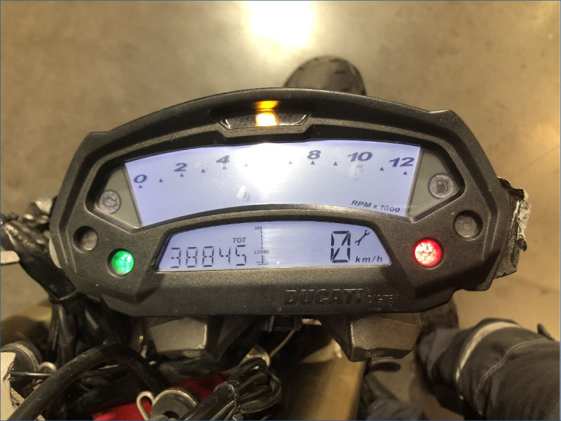 DUCATI 1100 MONSTER EVO