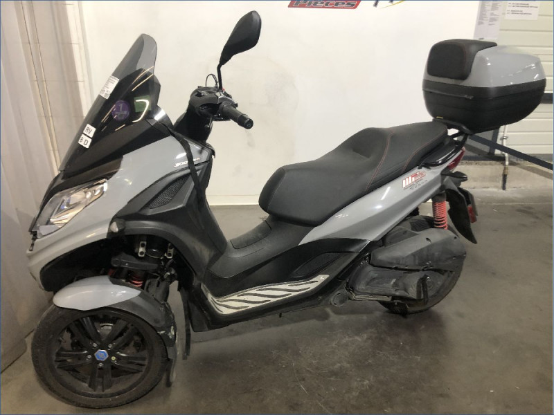 PIAGGIO 300 MP3 HPE