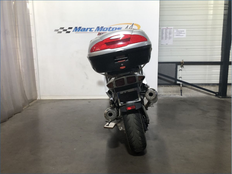 YAMAHA 1300 FJR 