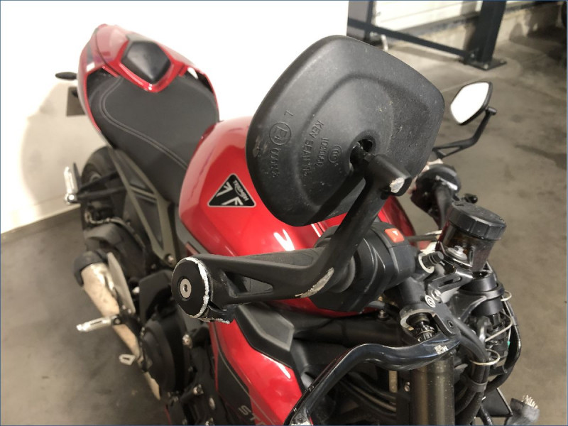 TRIUMPH 765 STREET TRIPLE RS