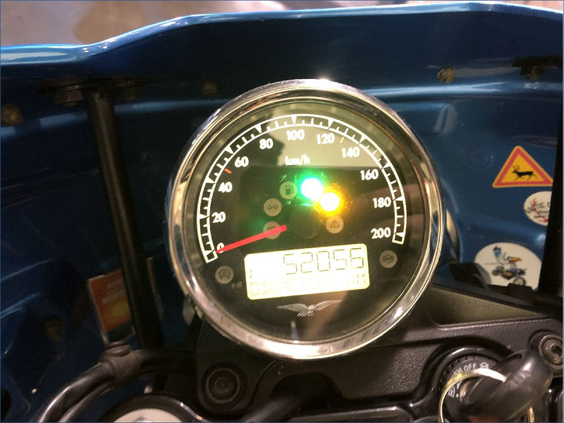 MOTO GUZZI 750 V7 STONE 