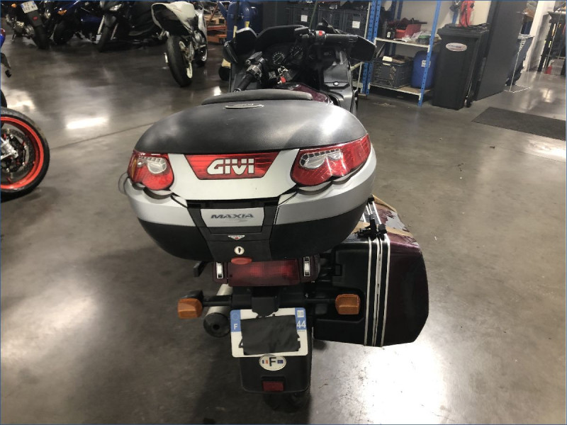 KAWASAKI 1000 GTR 