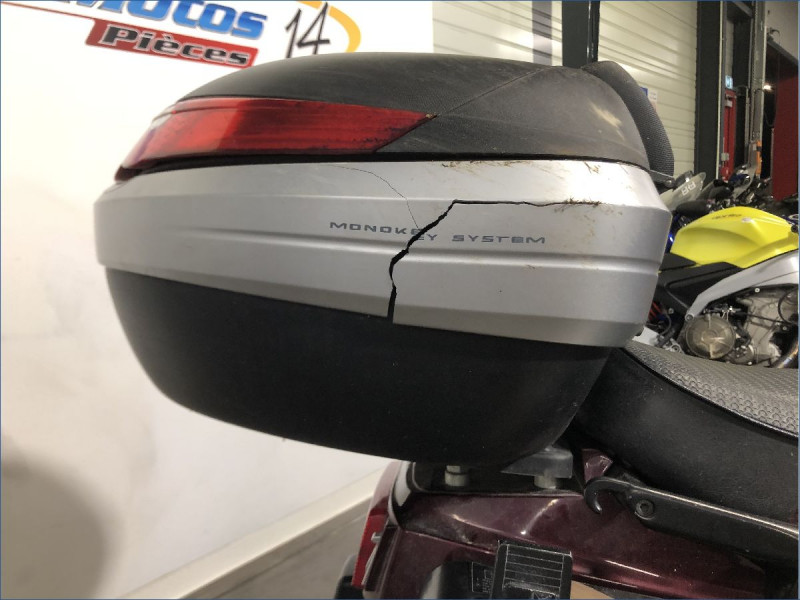 KAWASAKI 1000 GTR 