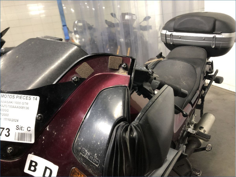 KAWASAKI 1000 GTR 