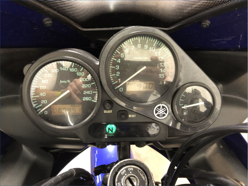 YAMAHA 600 FAZER 