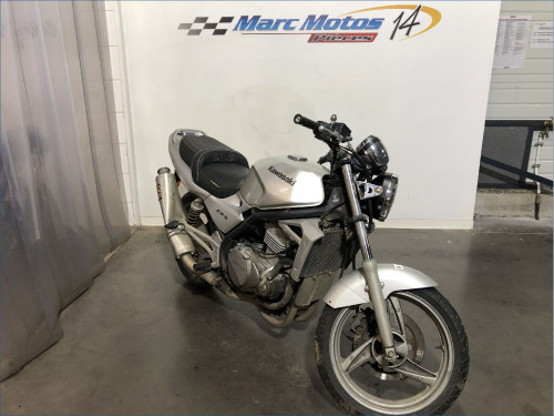 KAWASAKI ER5 