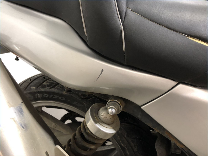KAWASAKI ER5 