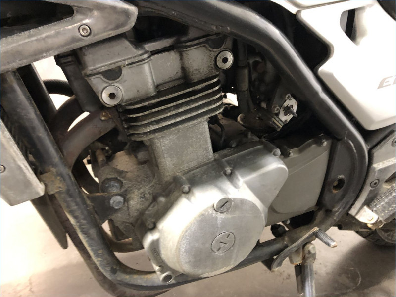 KAWASAKI ER5 