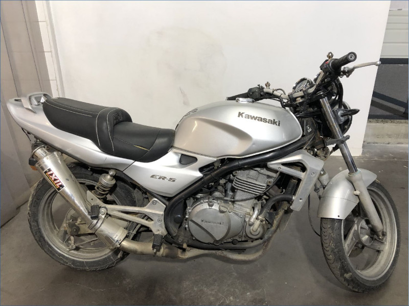 KAWASAKI ER5 