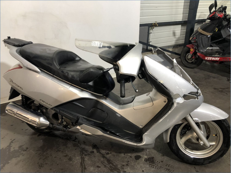 HONDA 125 PANTHEON 