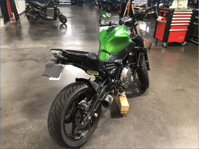 KAWASAKI Z650 