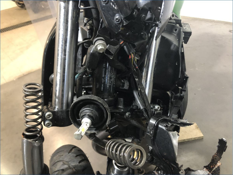 KAWASAKI Z650 
