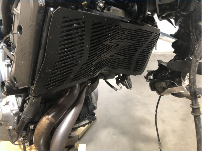 KAWASAKI Z650 