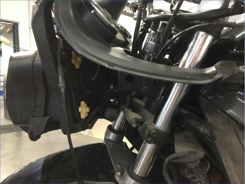 SUZUKI 750 GSXF 