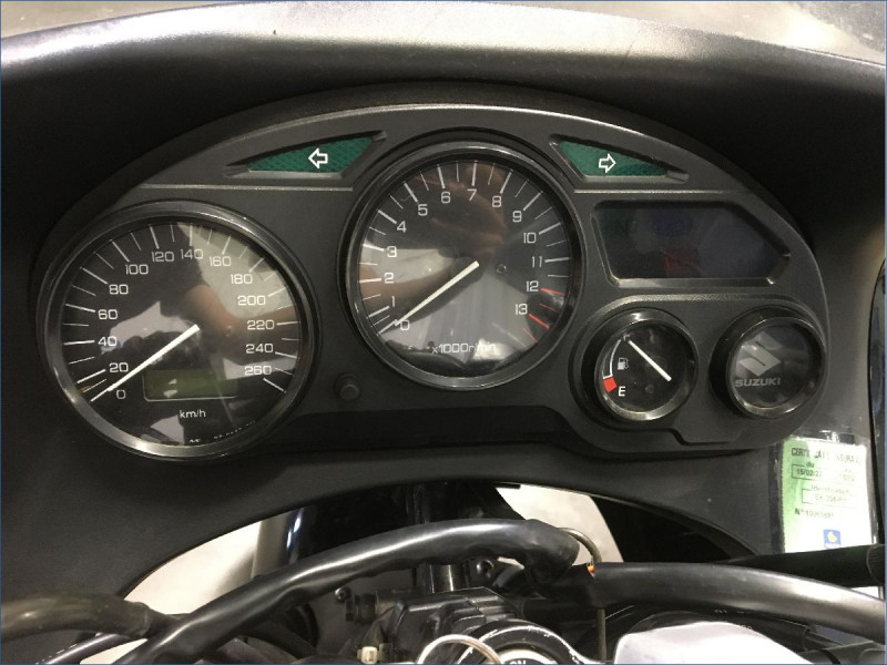 SUZUKI 750 GSXF 