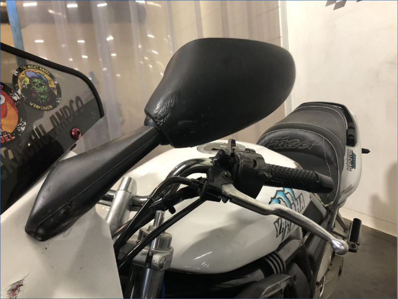 YAMAHA 600 FAZER 