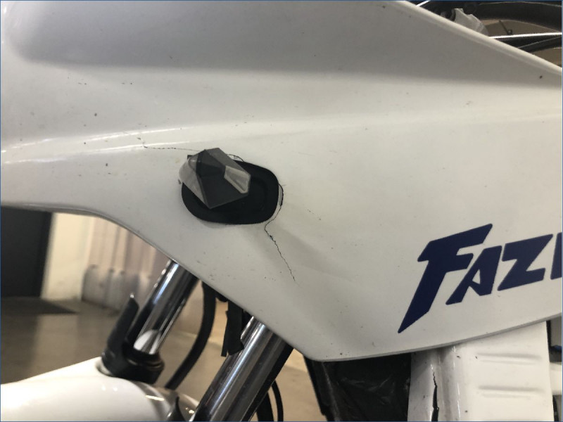 YAMAHA 600 FAZER 
