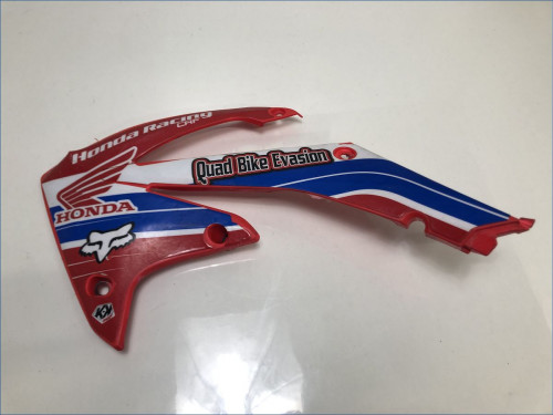 ECOPE DE RADIATEUR GAUCHE HONDA 450 CRF R 2009