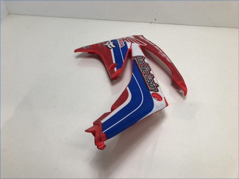 ECOPE DE RADIATEUR GAUCHE HONDA 450 CRF R 2009