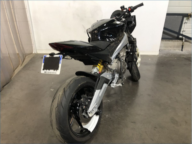 APRILIA 660 TUONO 