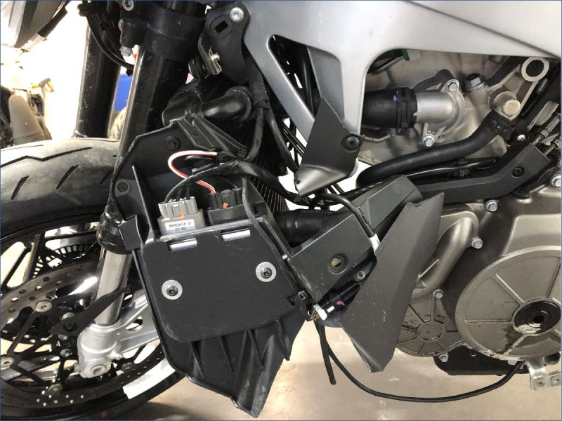 APRILIA 660 TUONO 