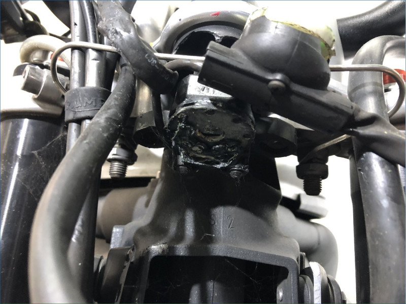 TRIUMPH 675 STREET TRIPLE R