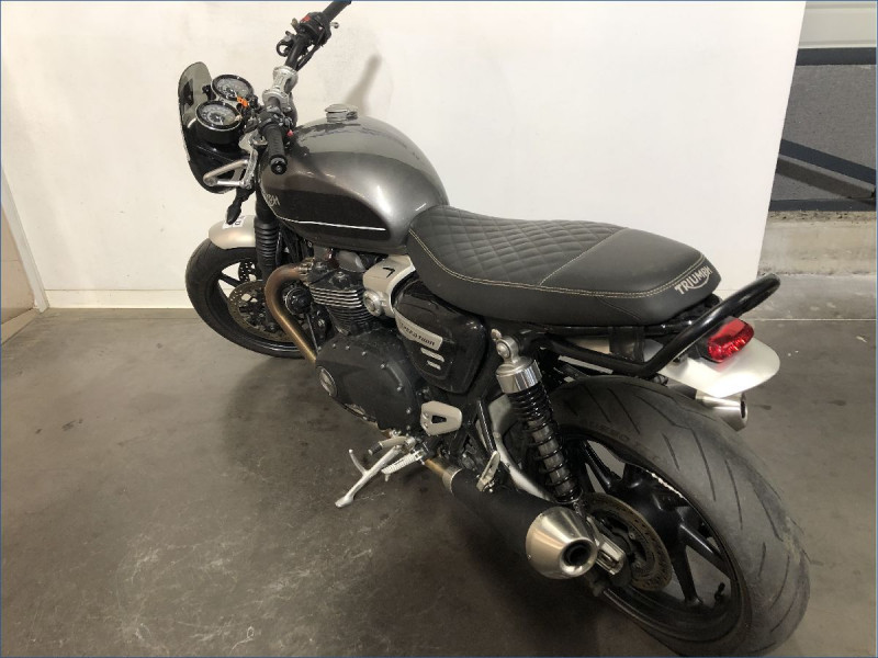TRIUMPH 1200 SPEED TWIN 