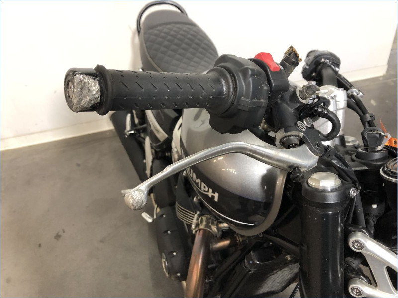 TRIUMPH 1200 SPEED TWIN 