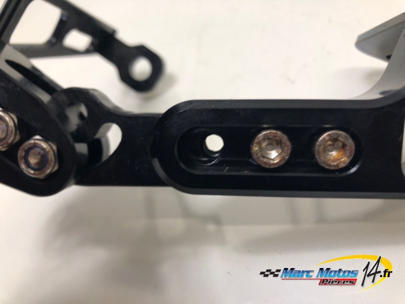 SUPPORT DE PLAQUE KAWASAKI ZX10R 2009