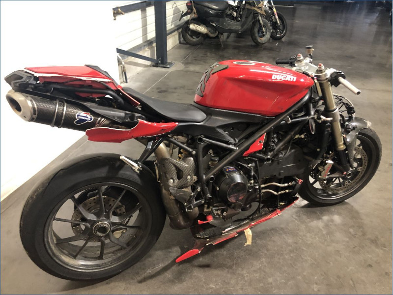 DUCATI 1198 SUPERBIKE 