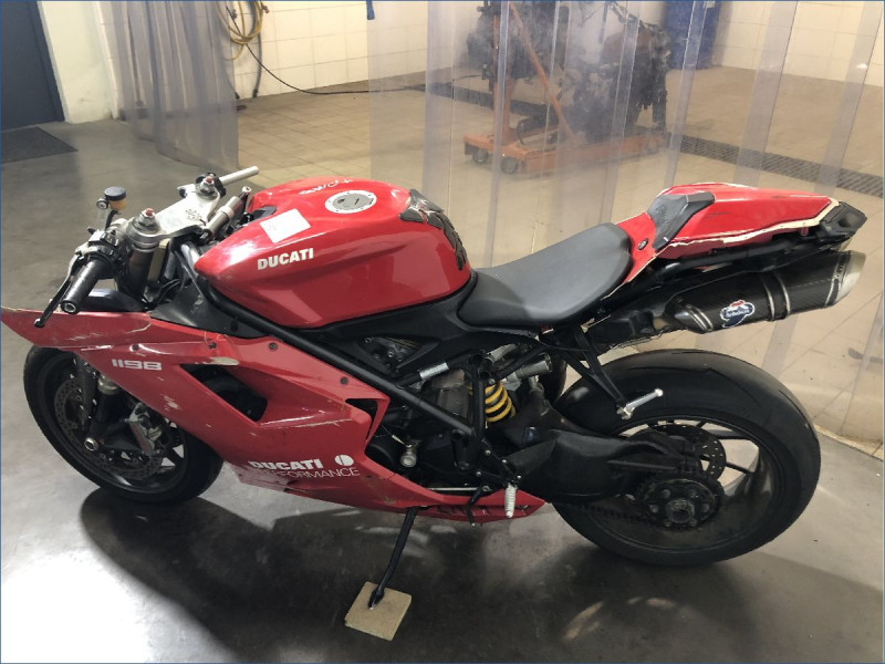 DUCATI 1198 SUPERBIKE 