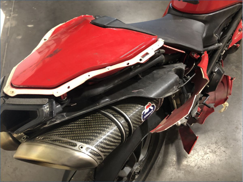 DUCATI 1198 SUPERBIKE 