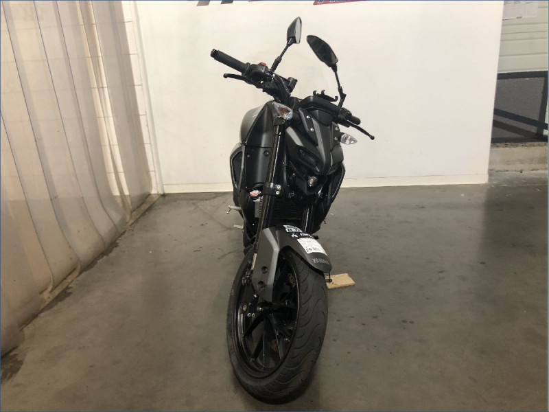 YAMAHA MT125 