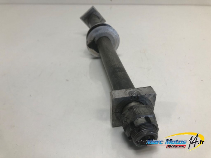 AXE DE ROUE ARRIERE KAWASAKI ZX10R 2012