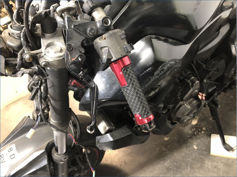 YAMAHA MT07 