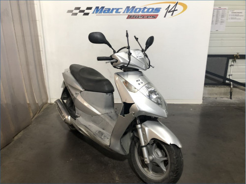 HONDA 125 DYLAN 