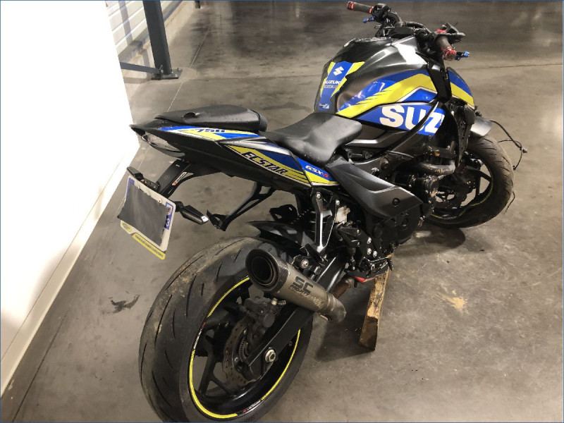 SUZUKI 750 GSX-S 