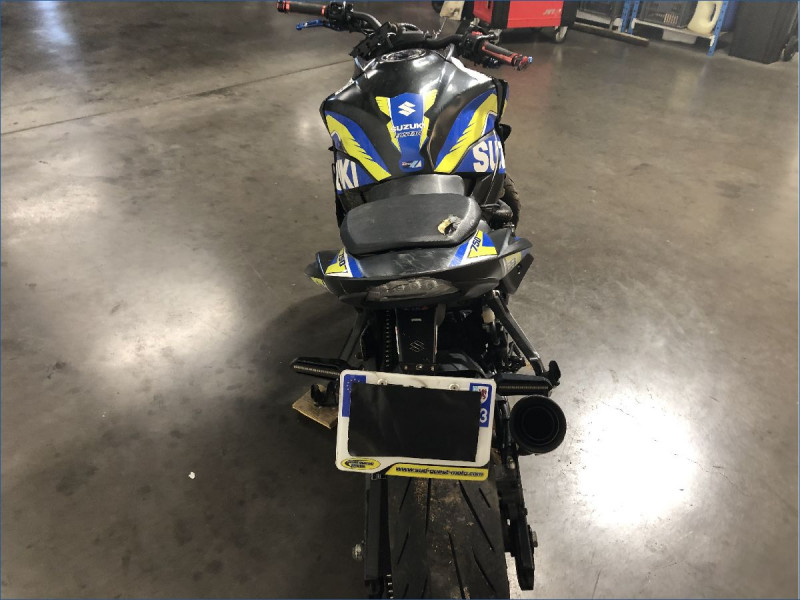 SUZUKI 750 GSX-S 